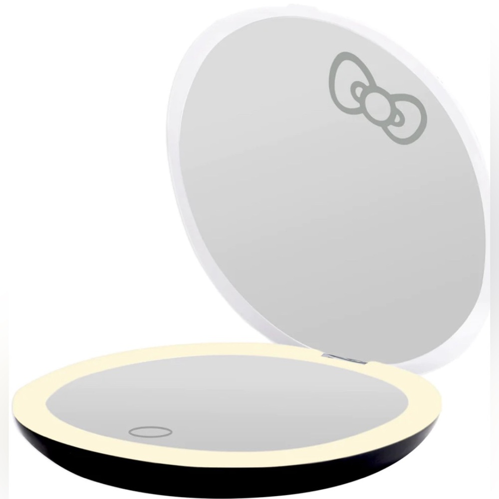 Impressions Vanity Hello Kitty Supercute Signature Print LED Compact Mirror - Picture 5 of 7